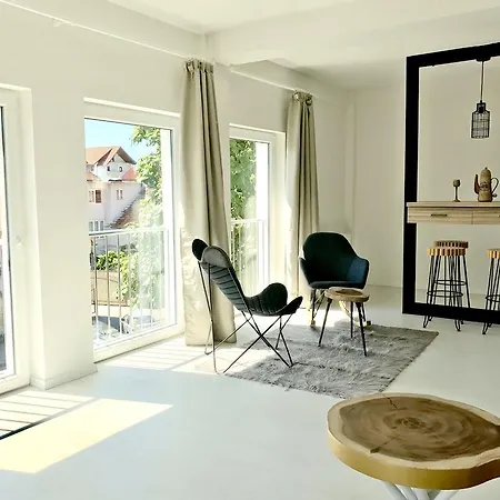 Apartment Center Boutique